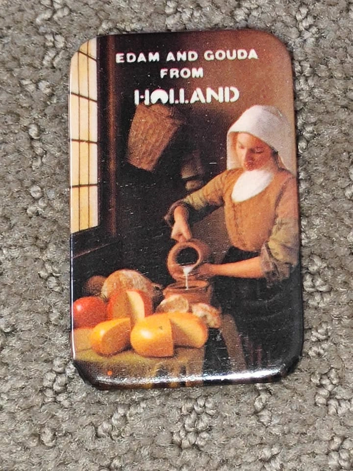 Edam and Gouda From Holland Cheese Pinback Button Pin Badge - photo 2