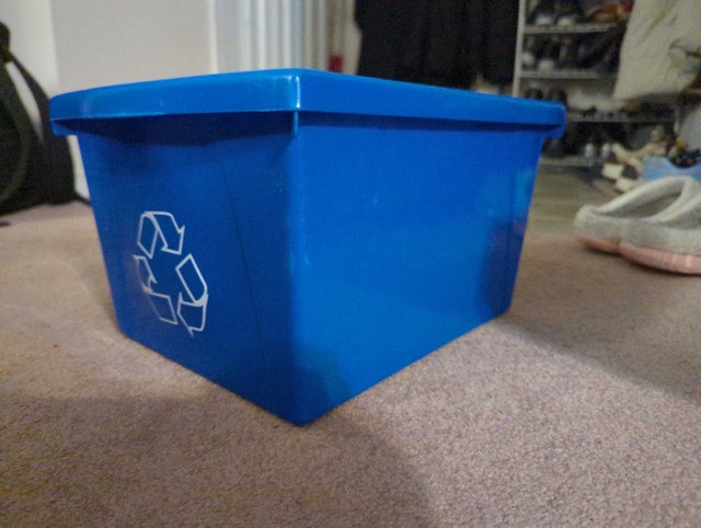 Blue Recycling Bin - photo 2