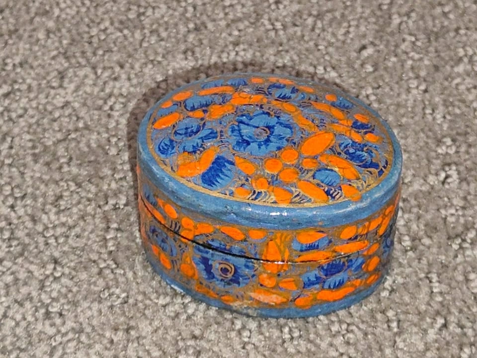 Vintage Hand Painted Oval Paper Mache Trinket Jewelry Box