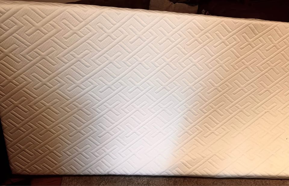 Mattress Topper -twin size - photo 3