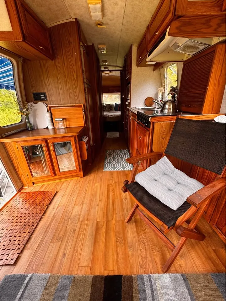 1991 Airstream Excella Classic 1000 image indicator(4)