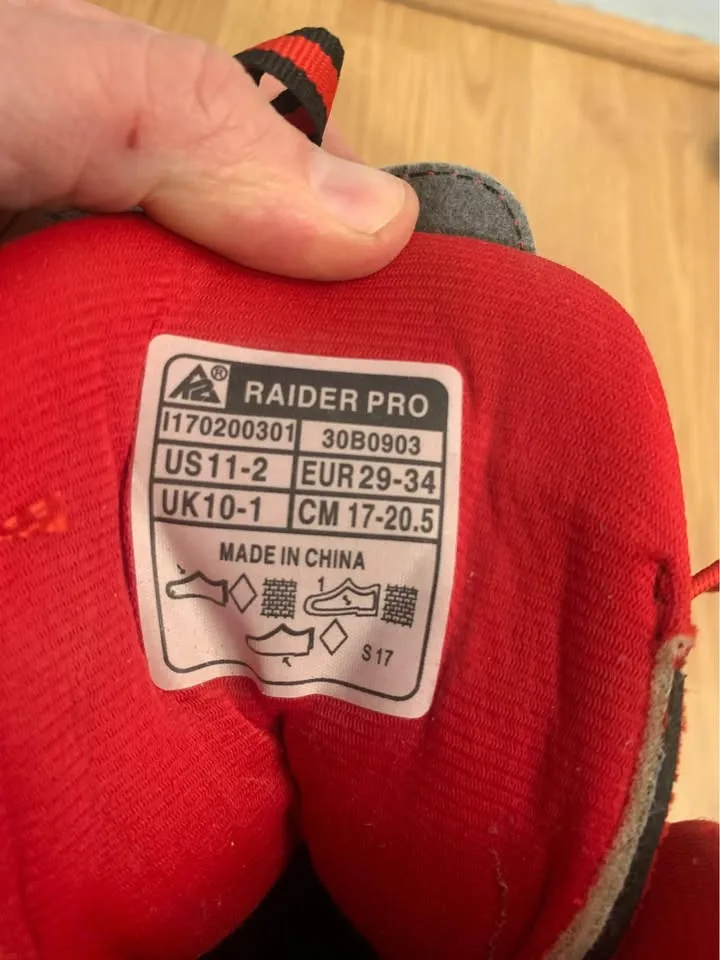 K2 Skate Raider Pro Kids, Adjustable Inline Skate + Pad Set image indicator(3)