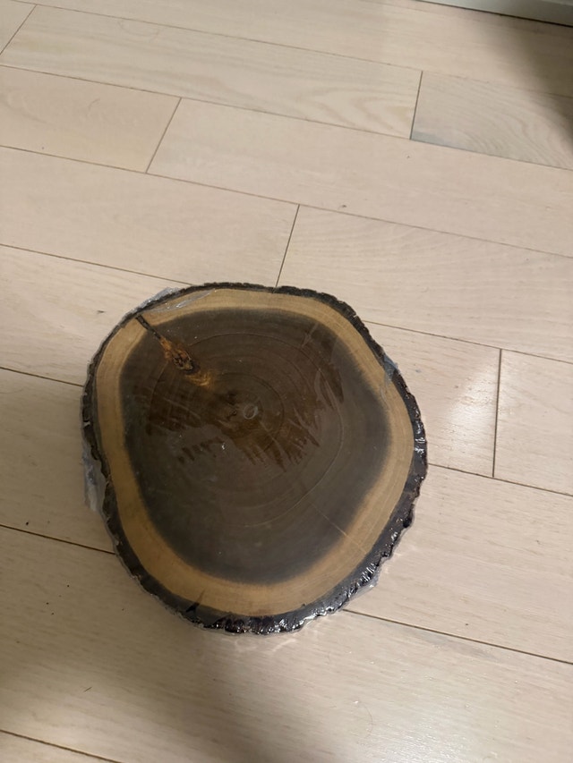 Natural Wood Slice Serving Tray – Rustic Bark Edge - Brand New
