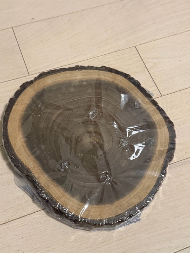 Natural Wood Slice Serving Tray – Rustic Bark Edge - Brand New - photo 4