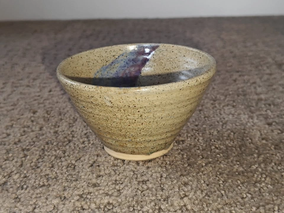 Hand-Crafted Speckled Ceramic Bowl - Unique Glaze Artist Signed - photo 3