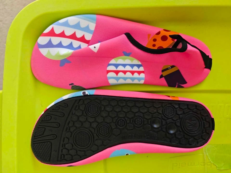 New Water Shoes / Aqua Socks (Pink Fish) - Size 39-40 / Women 8- - photo 2
