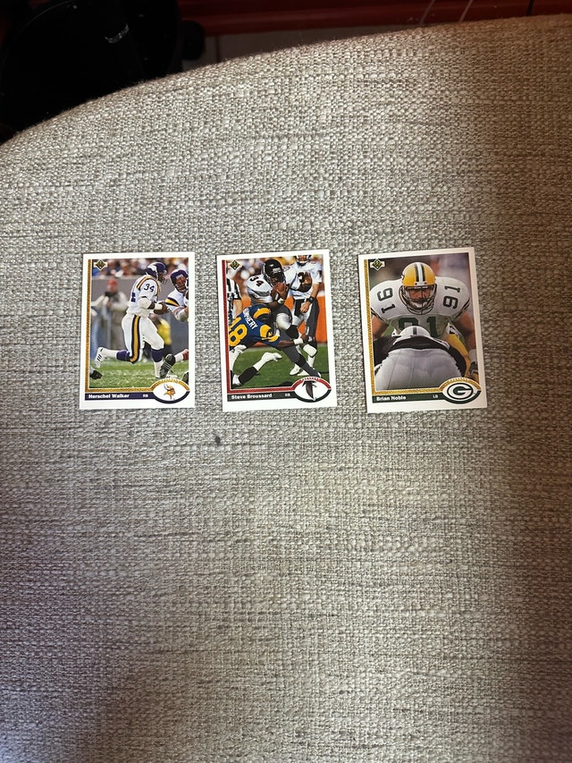 3 NFL cards