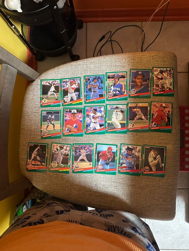 61 Green Donruss ‘91 Cards - photo 2