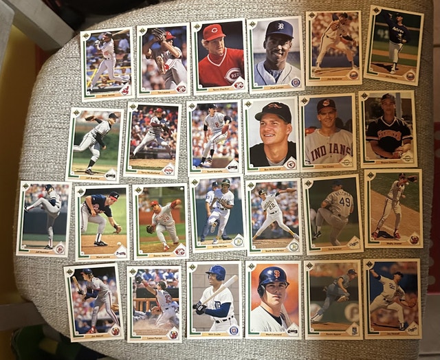 142 Upper Deck cards ‘91 - photo 3