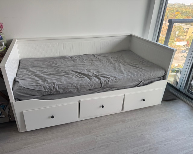 IKEA HEMNES Daybed with 3 Drawers – White - photo 2
