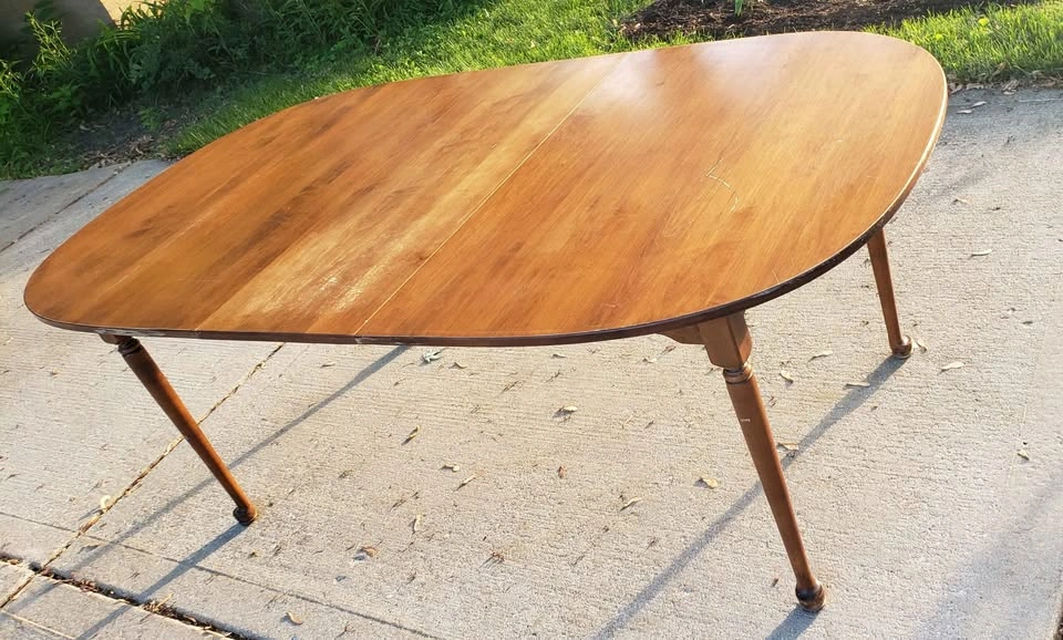 Dining tables - photo 2