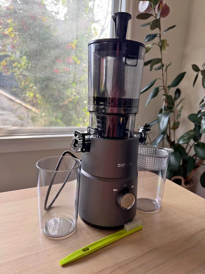 Canoly Cold Press Juicer – $60