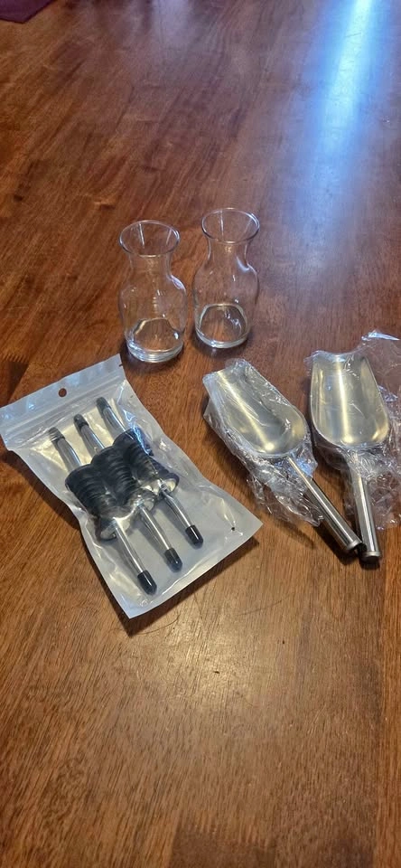 Bar Items