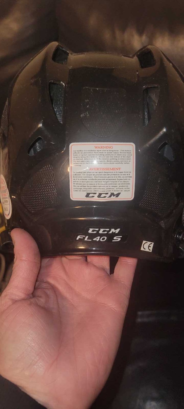 CCM FL40 Hockey Helmet - photo 5