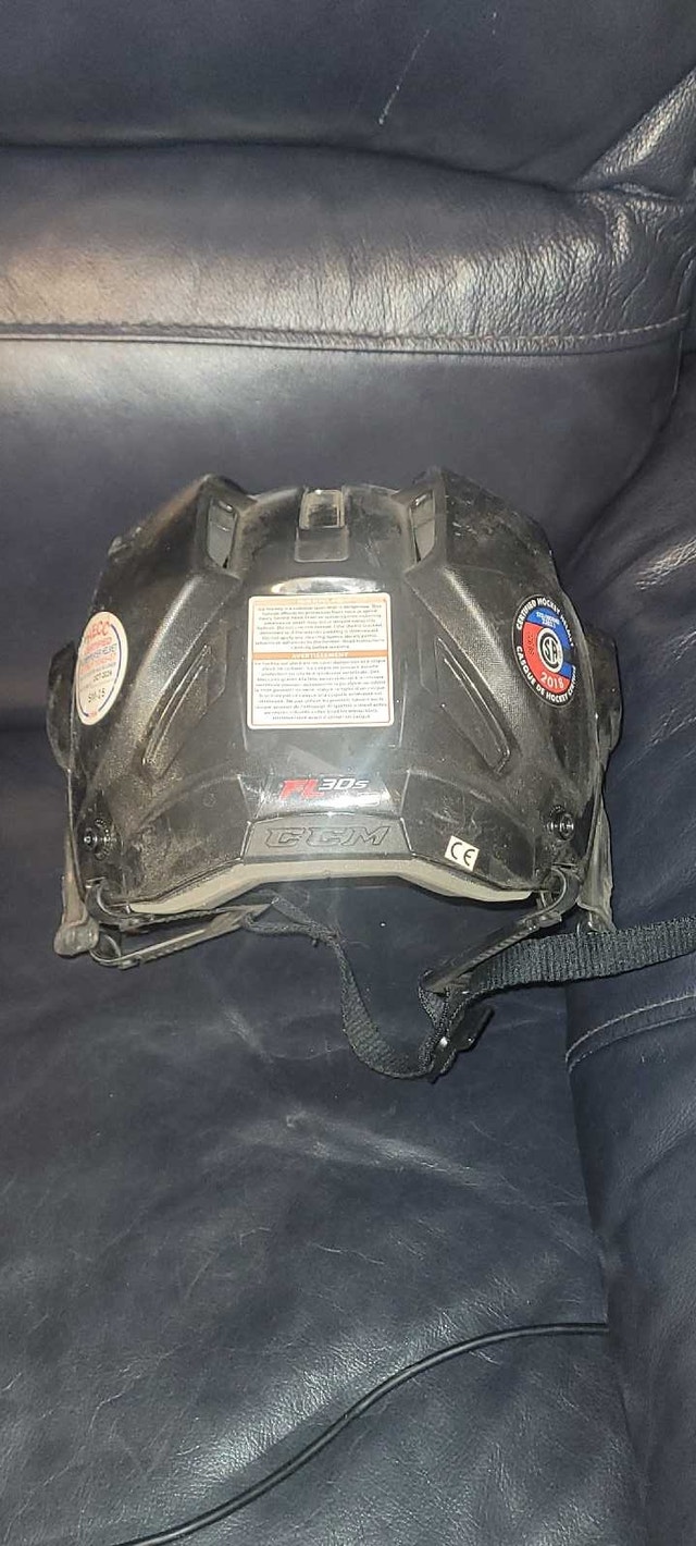 CCM FL3DS Hockey Helmet - photo 3