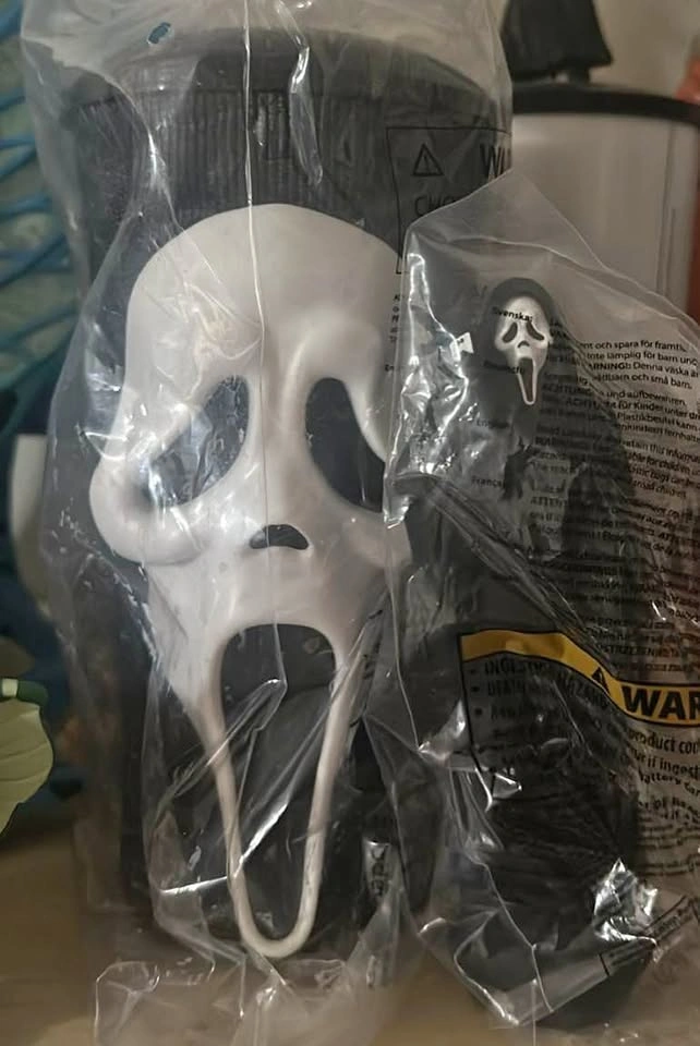 Scream 7 Ciniplex grabber cup w/talking Ghostface