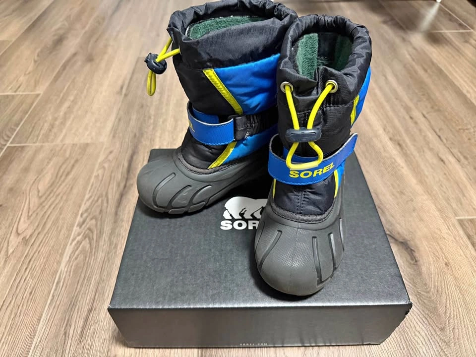 Sorel toddlers winter boots
