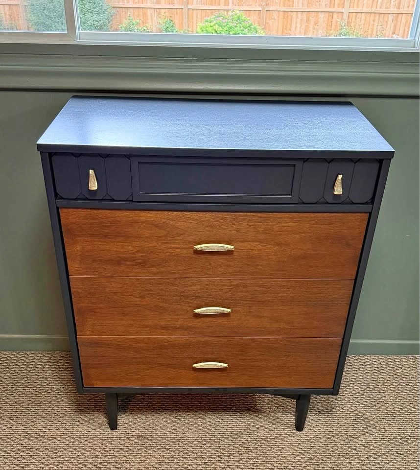 Kroehler Mid-Century Modern Dresser