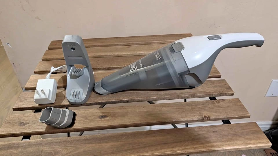 BLACK+DECKER dustbuster QuickClean Cordless Hand Vacuum