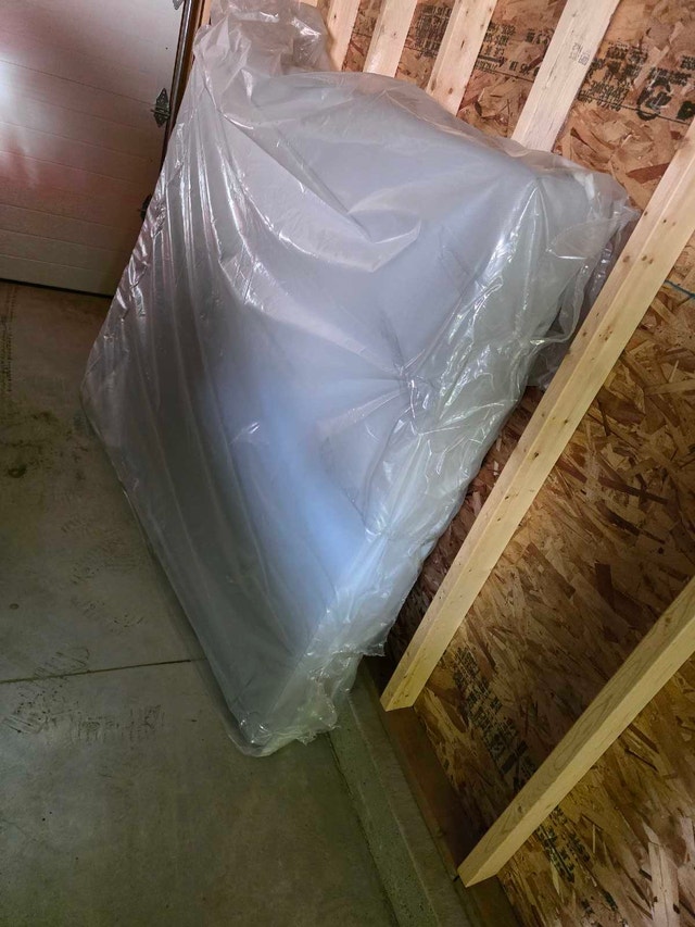 Queen Bed and Mattress - photo 2