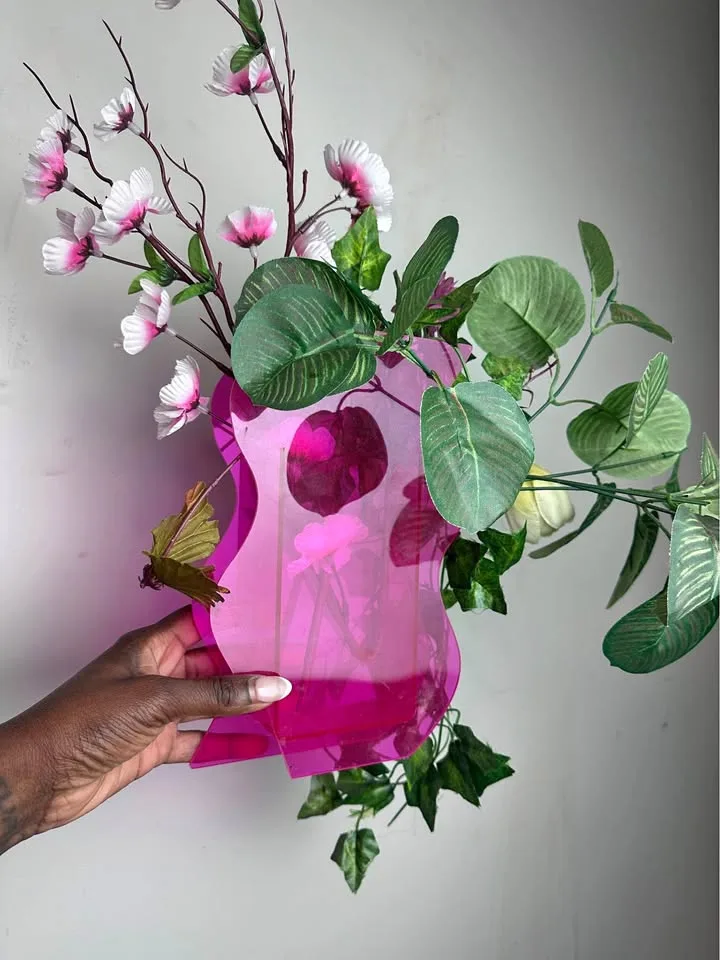 💖 Hot Pink Squiggly Transparent Vase + Faux Floral Set thumbnail
