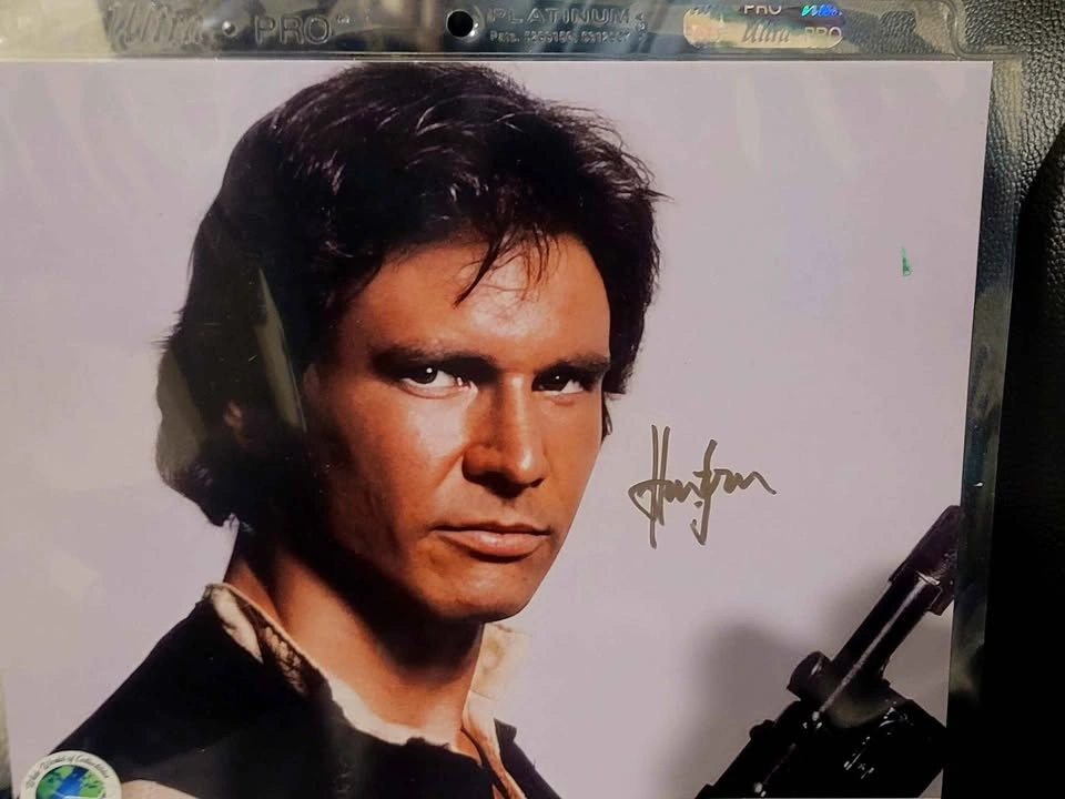 Signed photo of actor Harrison Ford as Han Solo - photo 2
