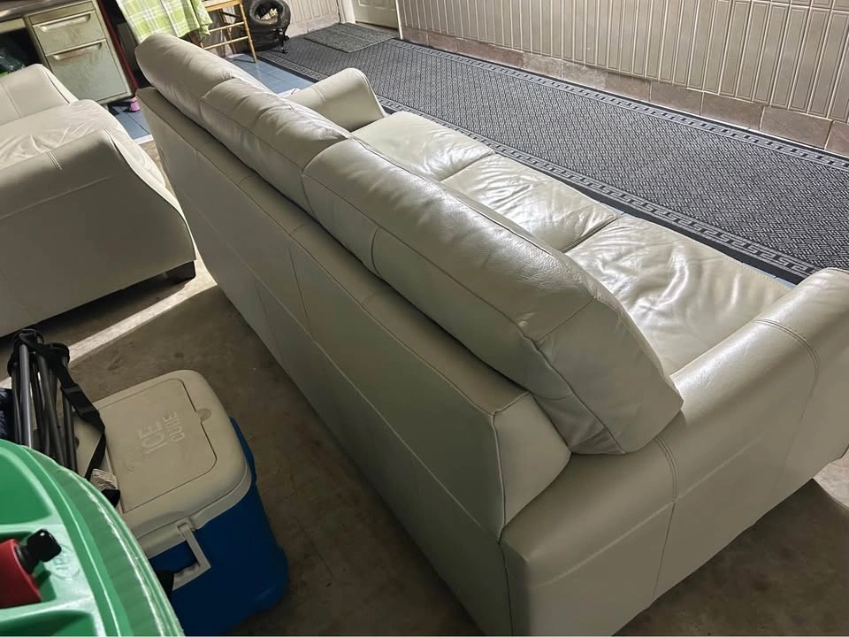 Off White/Light beige Leather Sofa and Loveseat Set - photo 3