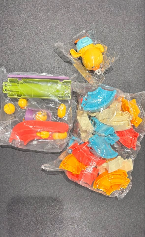 SEDOLA DIY Bath Toy Slide Track Set– Brand New / Bulk Available - photo 3