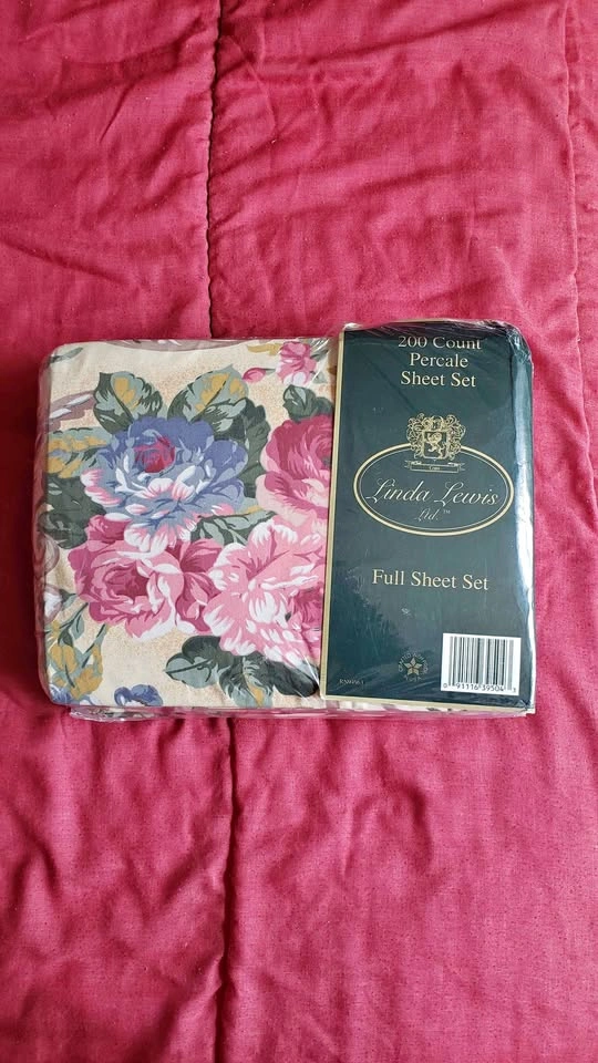 Linda Lewis Full Sheet Set 200 Count Percale Deep Pocket