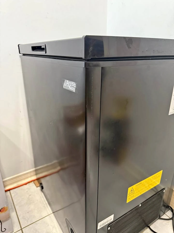 Arctic King Chest Freezer 5 cu ft