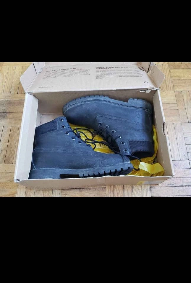 Women's Black Timberlands - photo 2