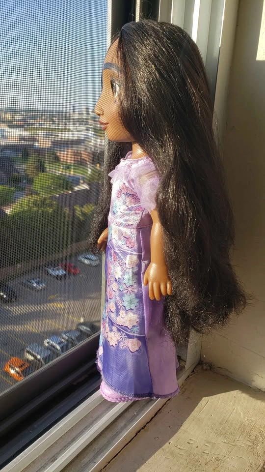 Isabella "Encanto" Doll - photo 3
