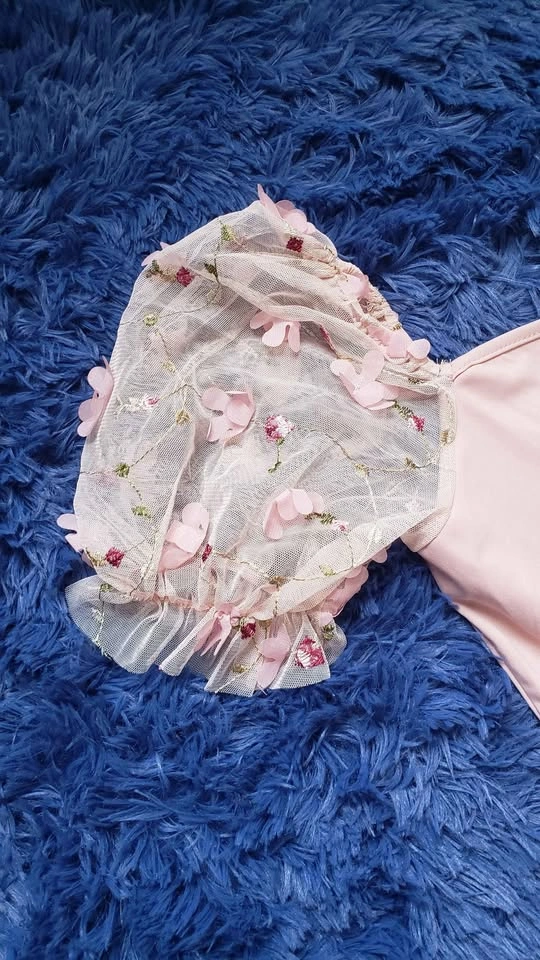 Girls Shein Pink Dress with Floral Puff Sleeves - photo 3