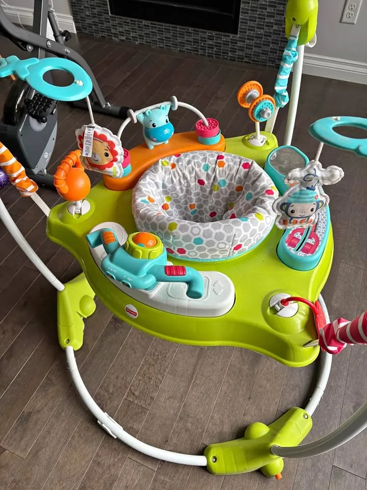 Fisher-Price Baby Jumperoo Activity Center thumbnail