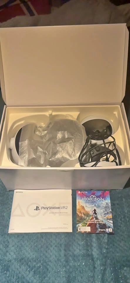 Sony PlayStation VR2 Horizon Call of the Mountain Bundle