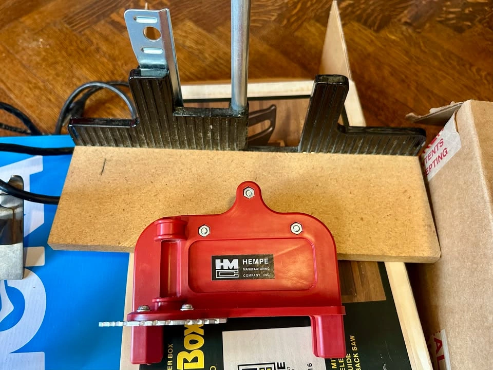 9-Piece Vintage Woodworking & Power Tool Bundle - photo 4