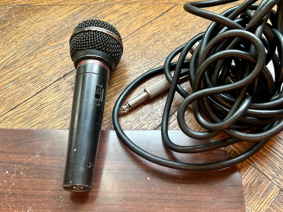 Vintage Yamaha RM602 6-Channel Mixer + Case + Mic - photo 3