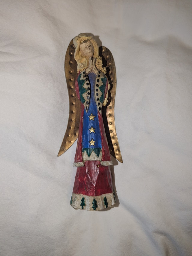 Decorative Angel Figurine 6 in tall