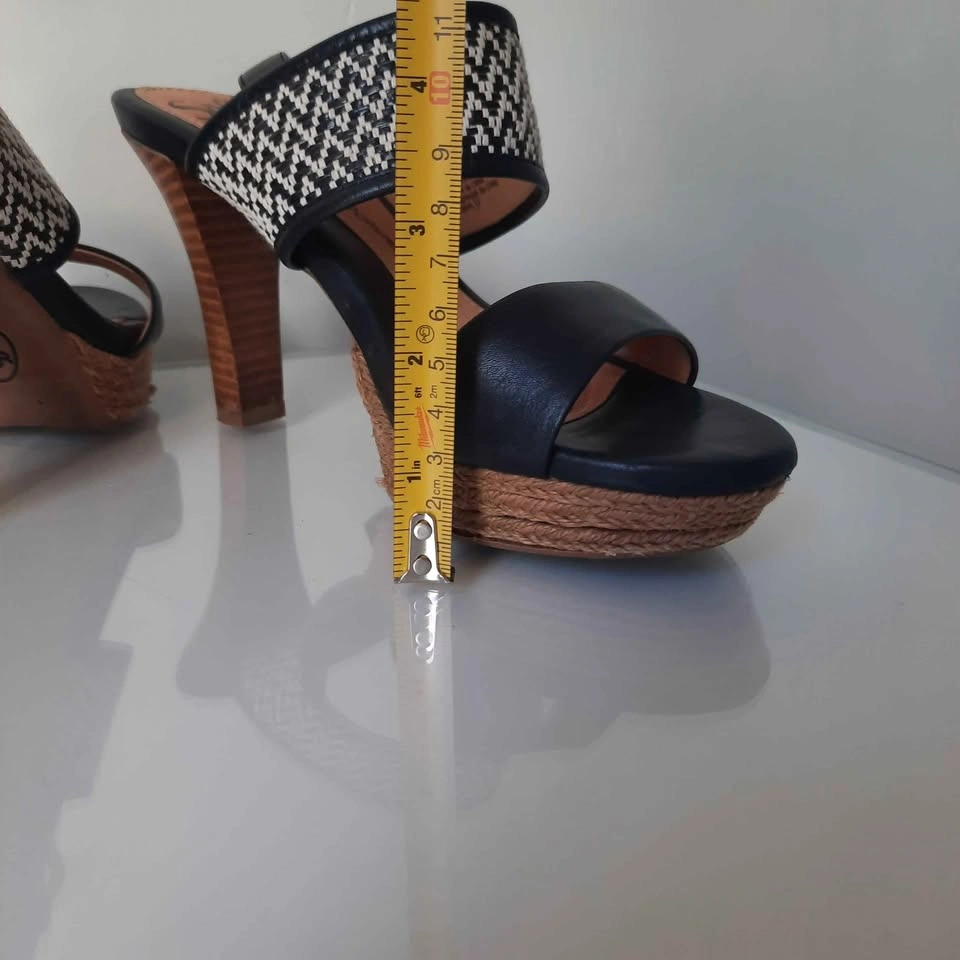 Leather heels - spadrille detail - photo 4