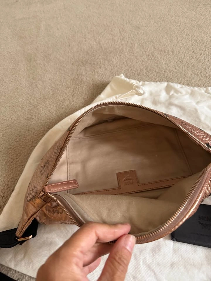MCM Belt Bag - photo 3