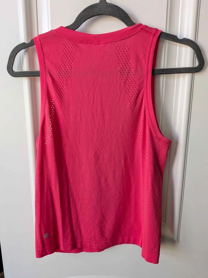 Lululemon Swiftly Tech High-Neck Tank Top size pink - photo 4