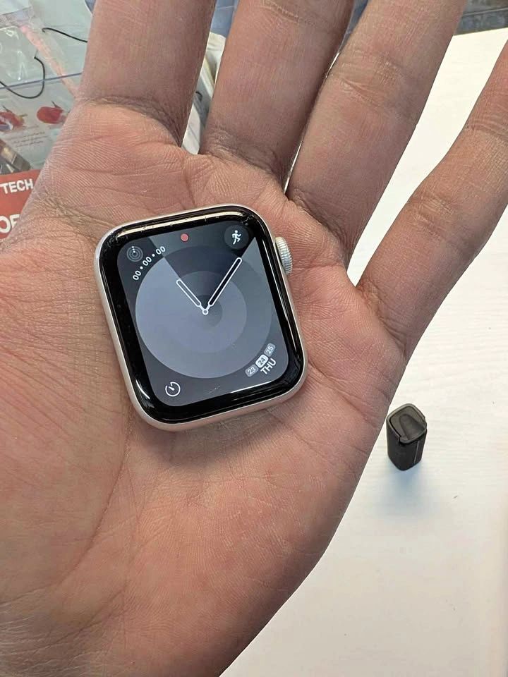 Apple watch 4