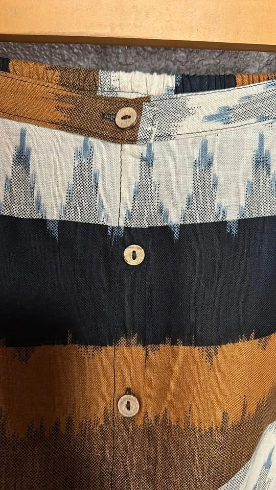The Black Market Button-Front Skirt - photo 4