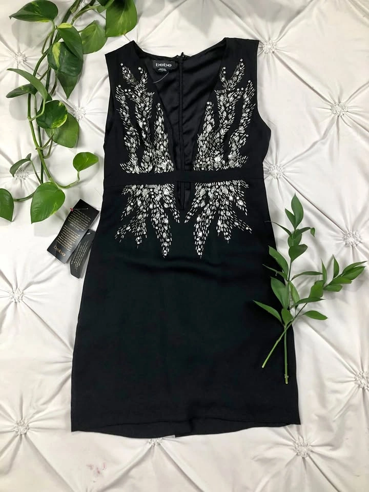 Black Dress Bebe. Eveningwear