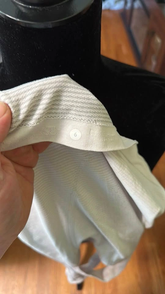 Lululemon White Tank Top - photo 5