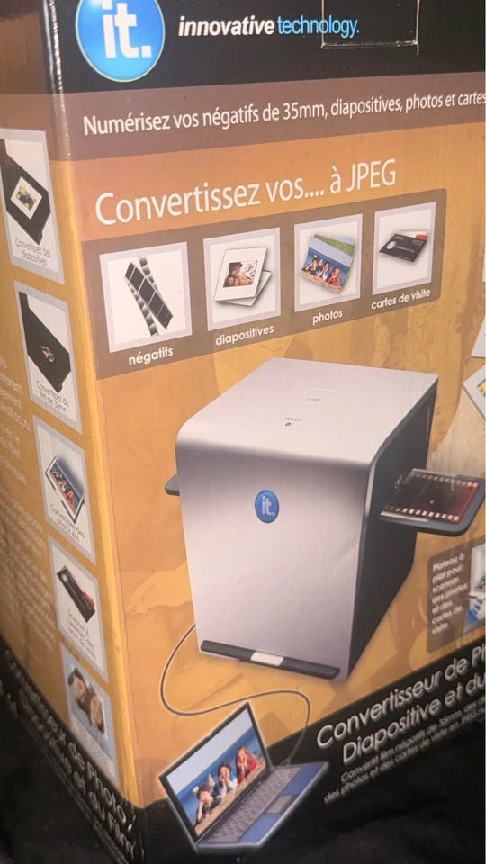 Innovative Technology Film, Slide & Photo Converter - photo 3
