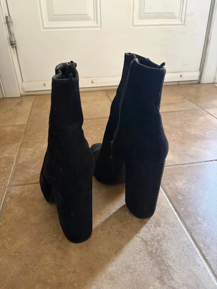 High heel boots size 8 - photo 2