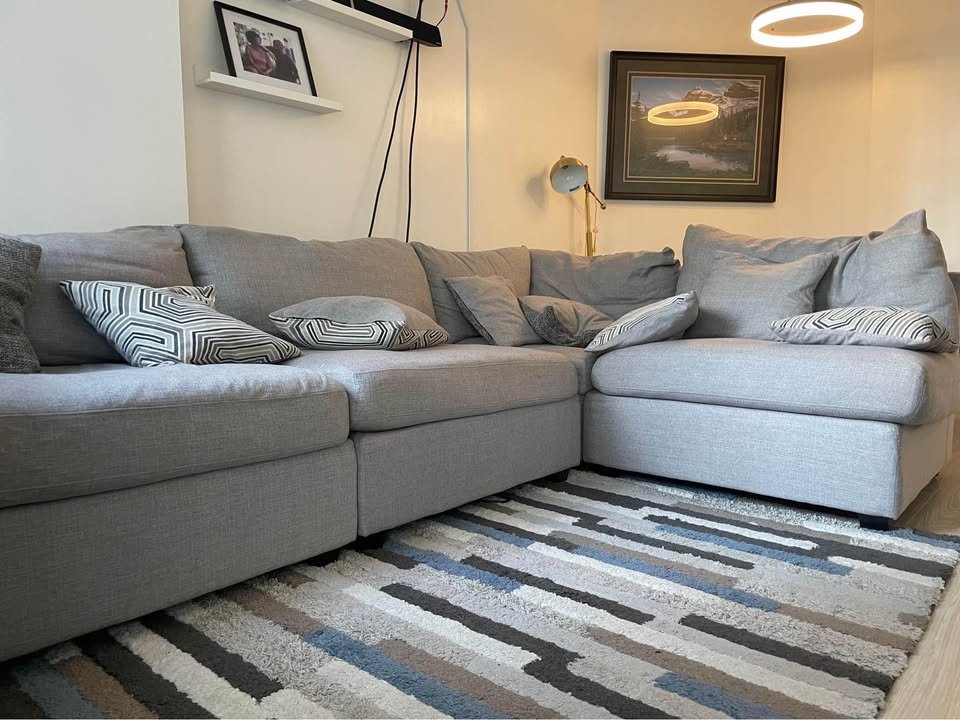 4-Piece Modular Sectional Couch - Light Grey