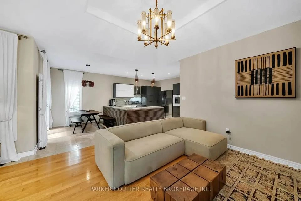 Prime location Detached house 4 bedroom with income - photo 5