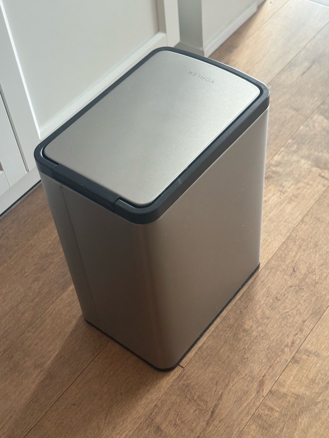 Kohler trash can - photo 2